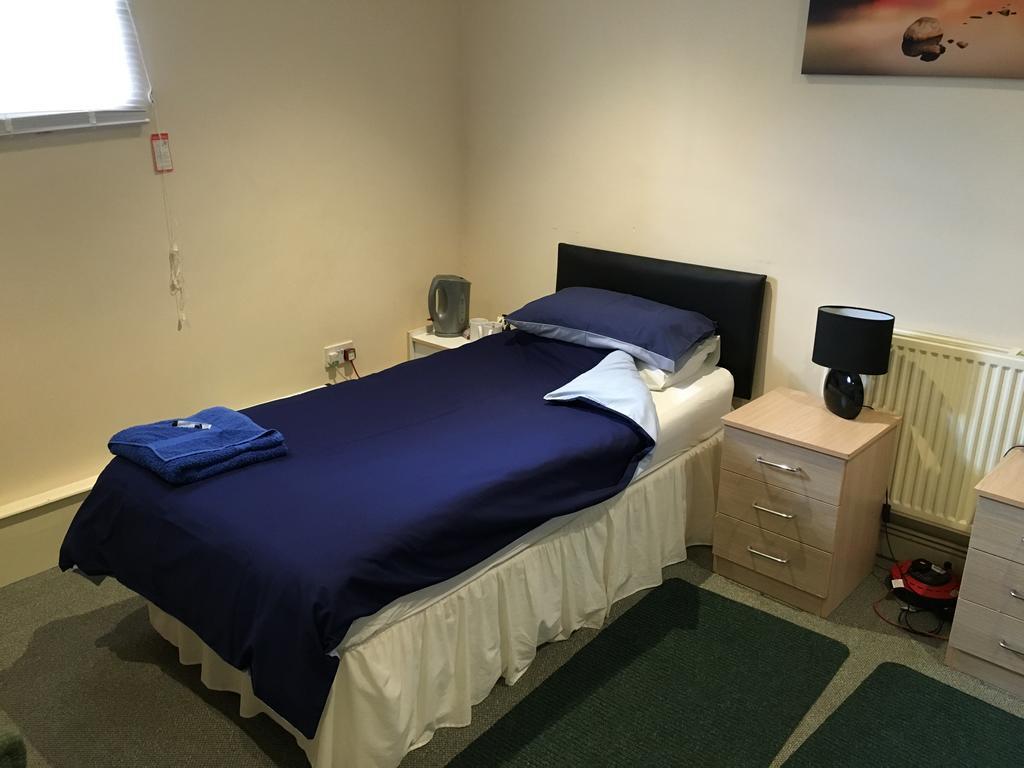 Duke Of Edinburgh Hotel Swindon Zewnętrze zdjęcie