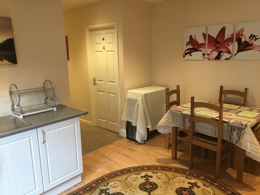Duke Of Edinburgh Hotel Swindon Zewnętrze zdjęcie