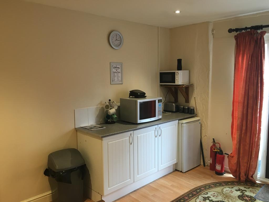 Duke Of Edinburgh Hotel Swindon Zewnętrze zdjęcie
