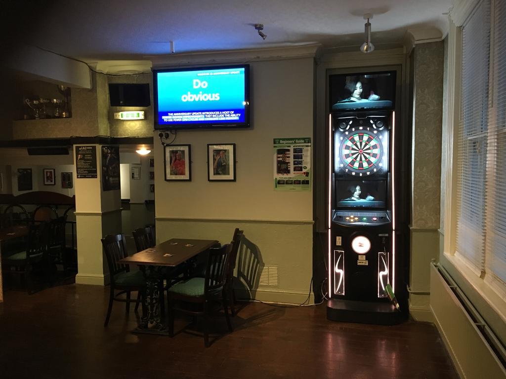 Duke Of Edinburgh Hotel Swindon Zewnętrze zdjęcie