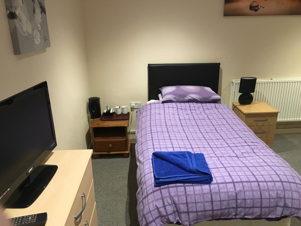 Duke Of Edinburgh Hotel Swindon Zewnętrze zdjęcie